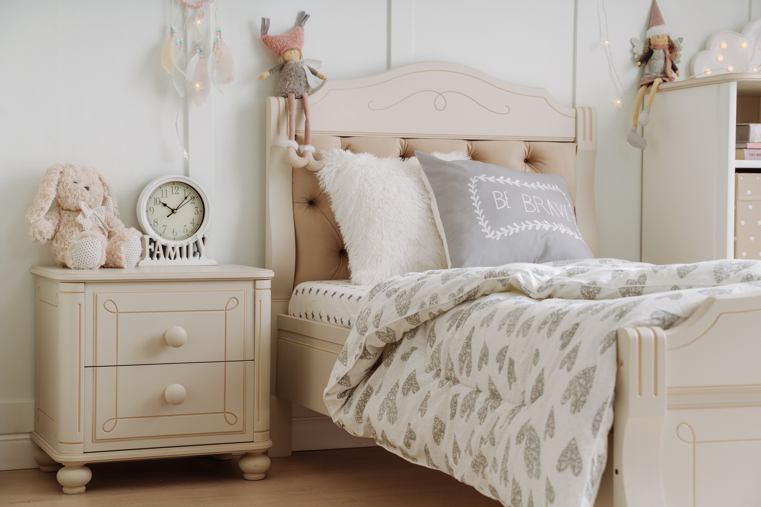 Тумба с ящиками сосна Бетти №2