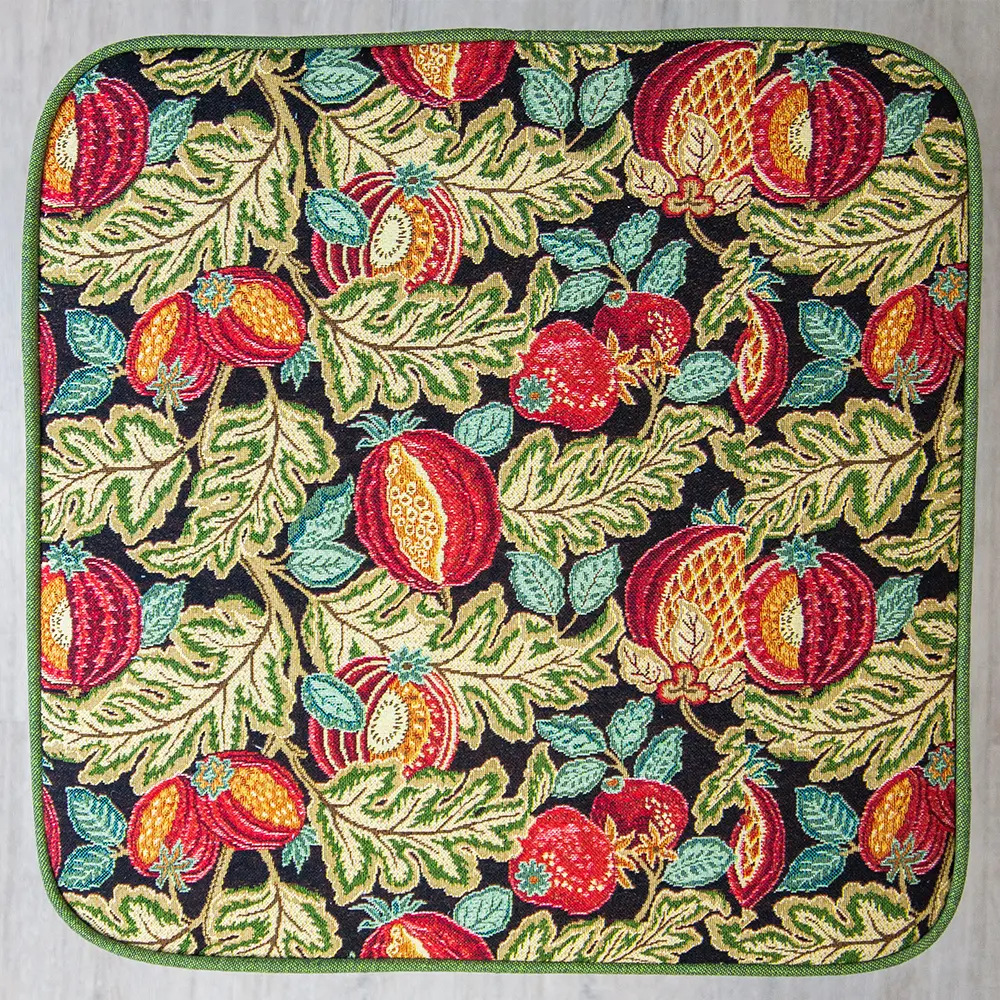 Стул Rabbit Wood Бруно гобелен Гранаты+рогожка Олива