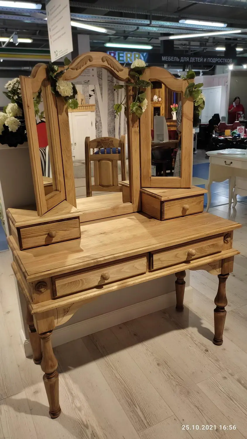 Стол Викинг GL туалетный с зеркалом