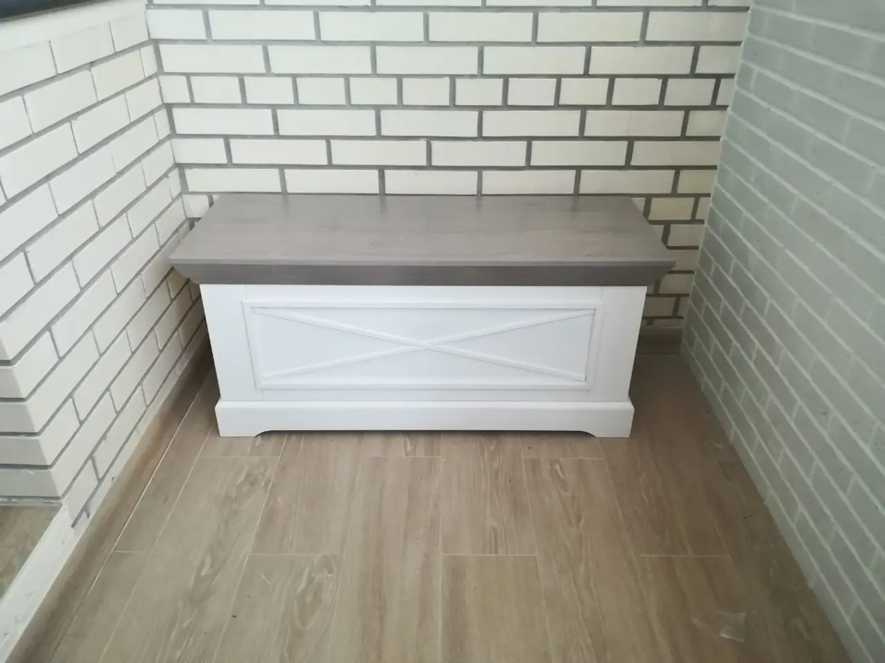 Сундук из массива сосны Форест (Тумба-100) белый воск/серый