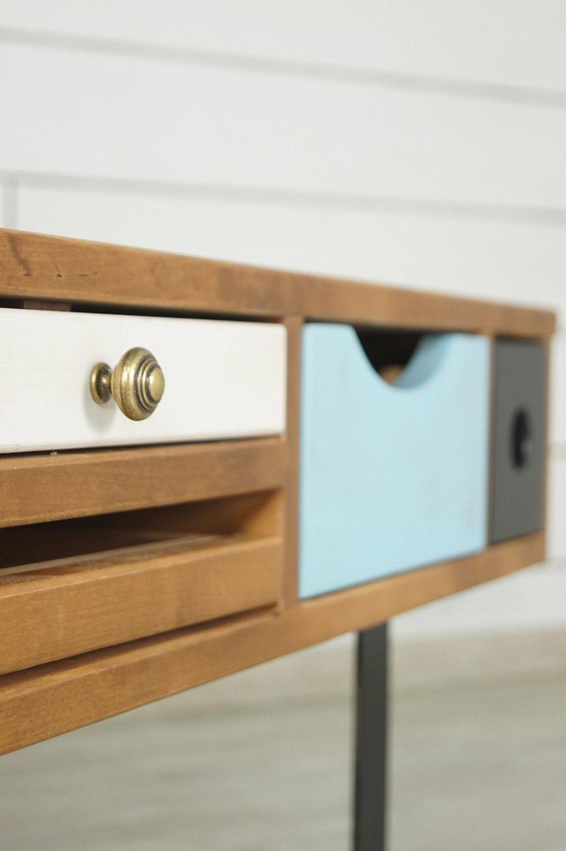 Стол журнальный с ящиками «Aquarelle Birch"