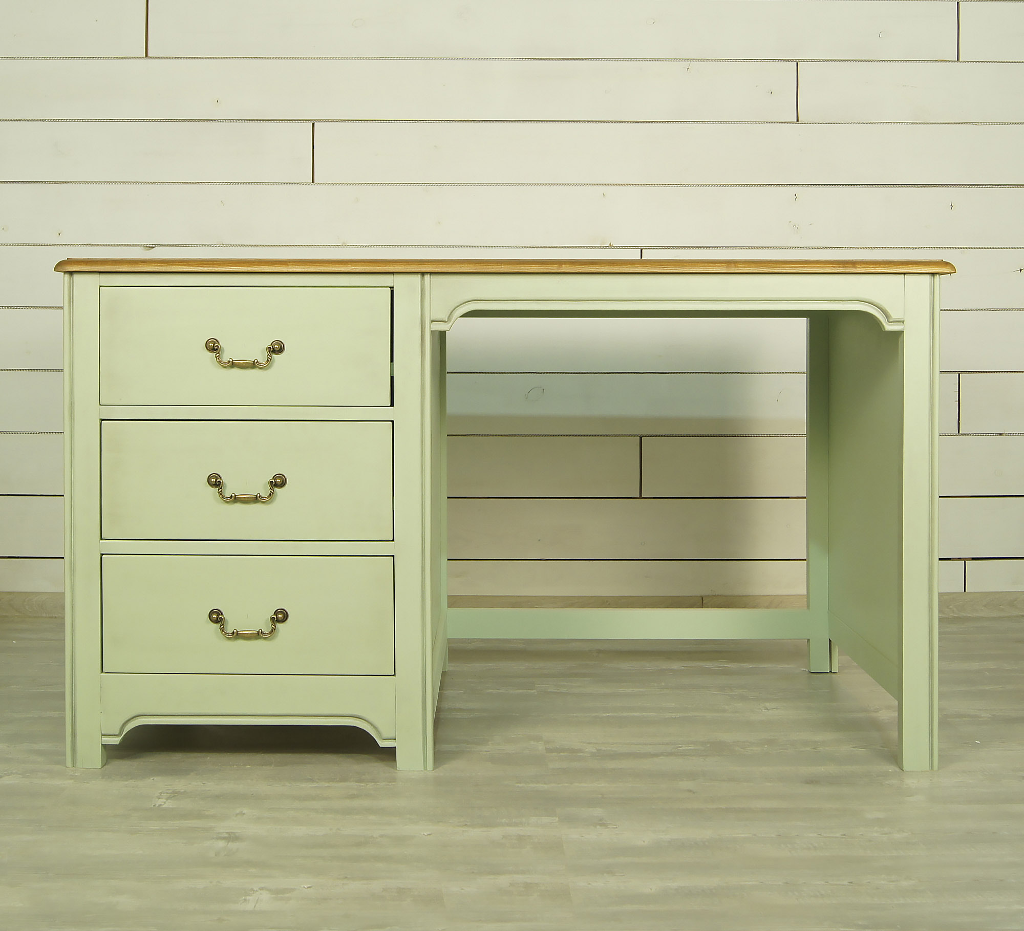 Рабочий стол с ящиками "Olivia"