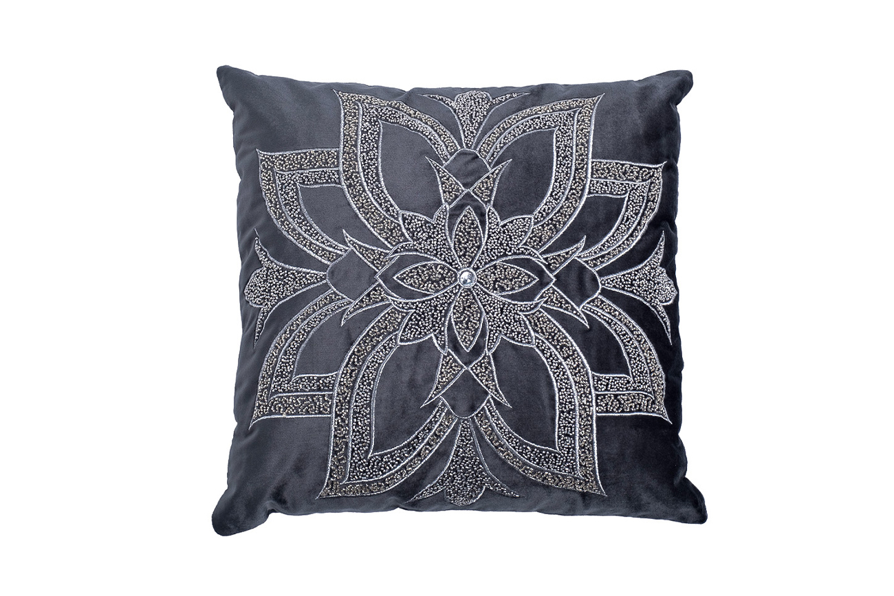 70SW-26096 Подушка вышивка, бисер "Цветок" синий