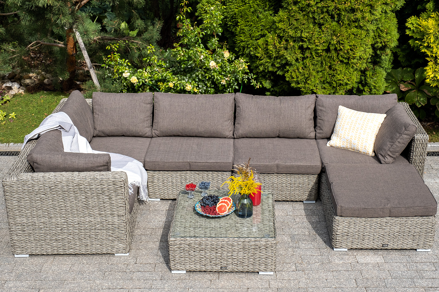 "Лунго" плетеная оттоманка с подушкой (гиацинт), цвет серый